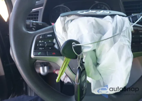 2018 Hyundai Elantra Sel из США, поврежденный, VIN 5NPD84LF2JH367908